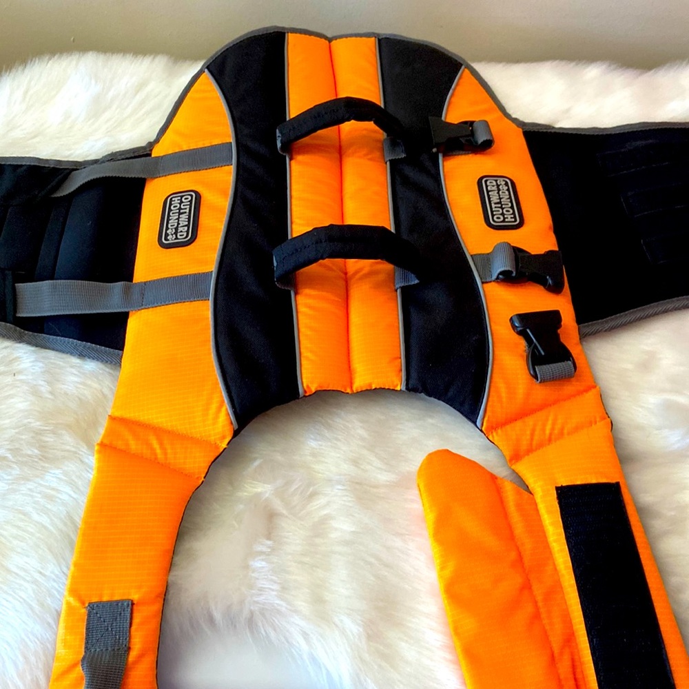 Dog life jacket